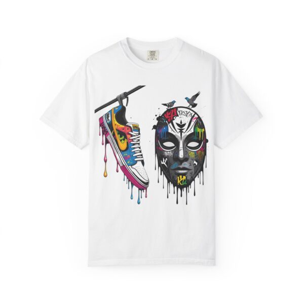 Tenis Voladores – Kicks from them Wires T-Shirt for Creatives, Urban Style Tee, Art Enthusiast Gift, Streetwear Essential, Casual Wear, Unique Graphic Shirt